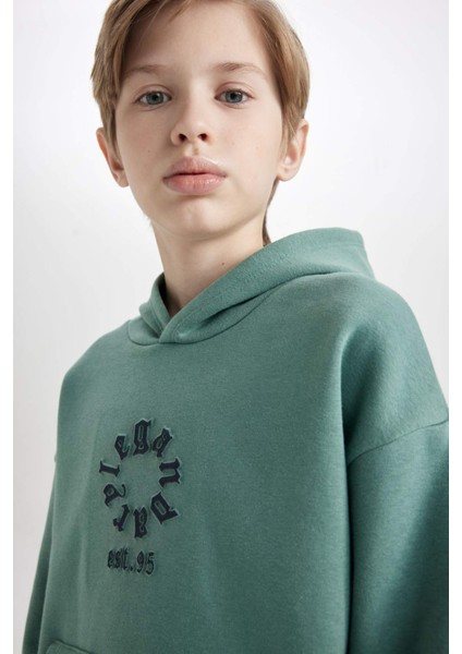 Erkek Çocuk Oversize Geniş Kalıp Kapüşonlu Cepli Sweatshirt D1909A824WN fırsatları