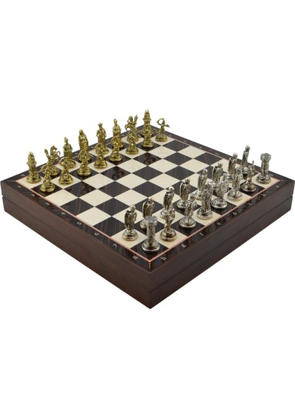 Orta Boy Metal Osmanlı-Bizans Satranç Takımı Parlak ve Ceviz Desenli Sandıklı Mdf Tahtası (36X36X6 Cm.)