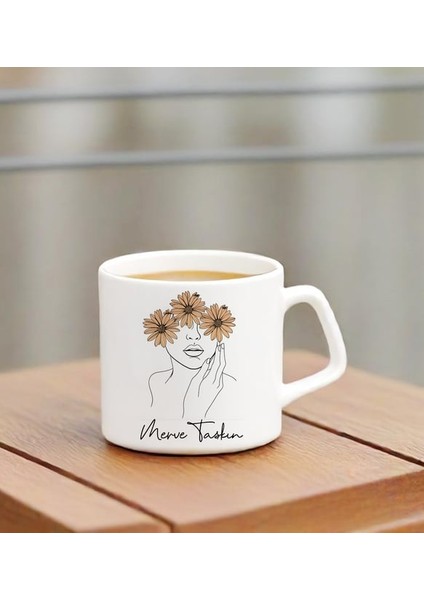 Kişiye Özel Minimal Çizgisel Kadın Temalı Espresso Kupa Bardak