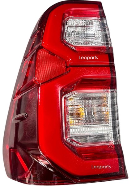 Toyota Hilux Revo Rocco Stop Lambası Sol (Ledli) 2021-2024 81550-0K430