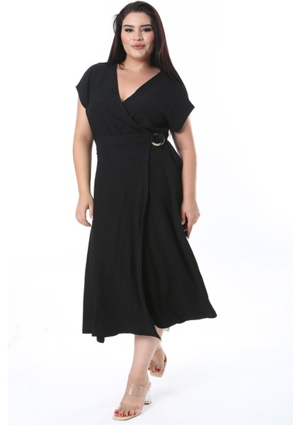 Kadın Büyük Beden Siyah Bürümcük Kumaş Beli Tokalı Anvelop Elbise 65N38314