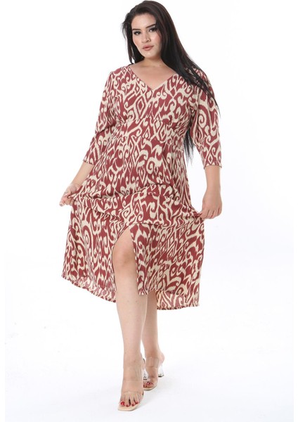 Kadın Büyük Beden Renkli Bürümcük Kumaş V Yakalı Ön Yırtmaçlı Elbise 65N38318