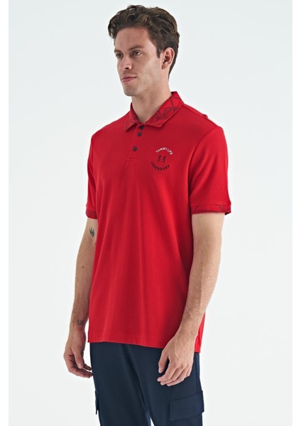 Tommy Life Kırmızı Yazı Nakışlı Baskı Detaylı Standart Kalıp Polo Yaka Erkek T-Shirt - 88239