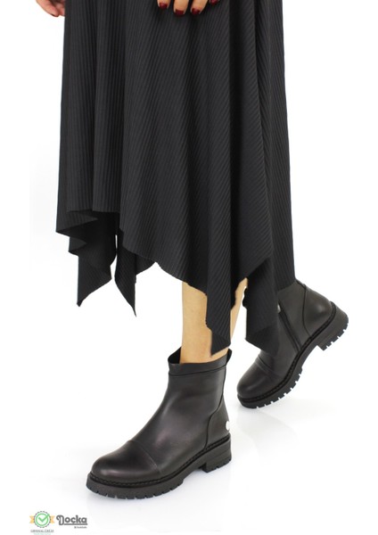 Kadın Deri Fermuarlı Düz Kalın Taban Bot M25/KB1400 fiyatları