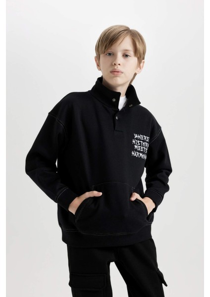 Erkek Çocuk Siyah Oversize Geniş Kalıp Balıkçı Yaka Baskılı Sweatshirt D5676A824WN modelleri