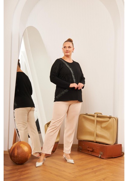 Büyük Beden Garnili Taş Detay Bluz Siyah modelleri