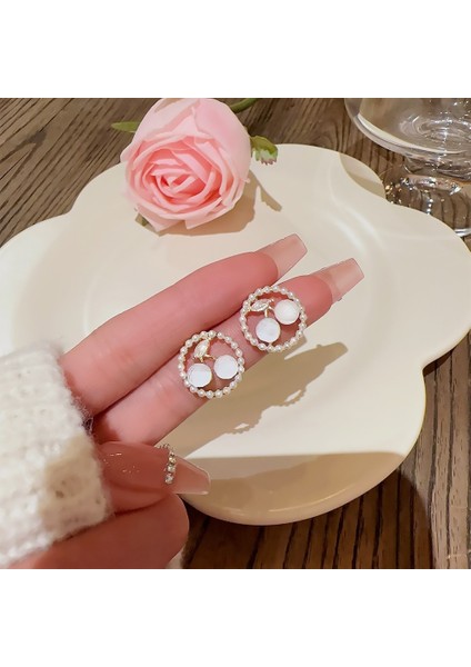 SATISFACTION925 Gümüş Iğne Kore Tarzı Moda Inci Küpeler Niş Tasarım Içi Boş Kelebek Tatlı Pembe Çok Yönlü Küpe (Yurt Dışından)