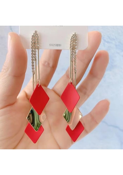 Satisfactionkadınlar Için Moda Mizaç Uzun Püskül Yaz Popüler Küpeler Süper Parlak Üst Düzey Hafif Lüks Küpeler (Yurt Dışından)