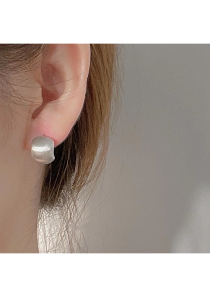 SATISFACTION925 Gümüş Iğne Yay Küpe Kore Tarzı Küpeler Üst Düzey Küpeler Niş Inciler Çok Yönlü Mizaç Küpeleri (Yurt Dışından)