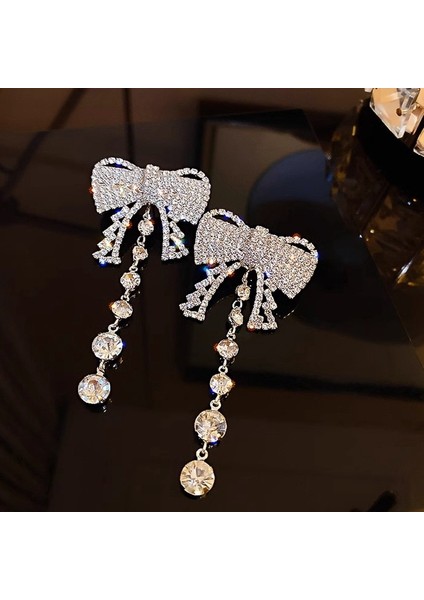 Satisfactionüst Düzey ve Atmosferik Internet Ünlü Mizaç Küpeleri Avrupa ve Amerikan Modası Abartılı Elmas Taklidi Uzun Püskül Küpeler (Yurt Dışından)