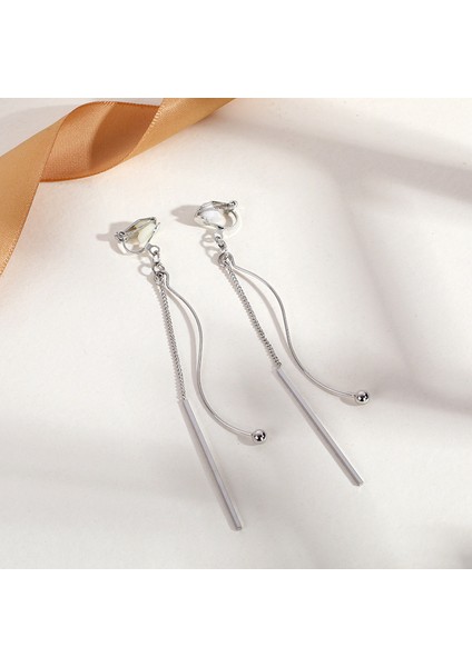 Satisfactiondelici Olmadan Üçgen Püskül Kulak Klipsi, Üst Düzey Niş Edebi Retro Bayan Kulak Asılı Hafif Lüks Yüksek Kaliteli Küpeler (Yurt Dışından)