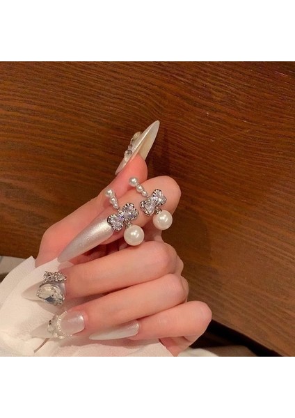 SATISFACTIONS925 Gümüş Iğne Retro Fransız Inci Küpeleri, Üst Düzey, Çok Yönlü, Basit ve Kişiselleştirilmiş Küpeler (Yurt Dışından)