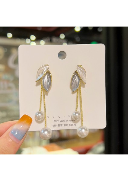 Satisfactionxiaoxiang Inci Küpeler Niş Retro Küpeler S925 Gümüş Iğne Küpeler Üst Seviye Bayan Küpeleri (Yurt Dışından)