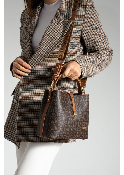 Baskı Desenli Su Geçirmez 3 Gözlü Kadın Omuz Çantası 22X20CM fiyatları