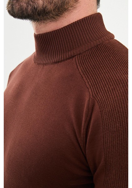 Düz Kiremit Rengi Slim Fit Yarım Balıkçı Yaka Erkek Triko Kazak