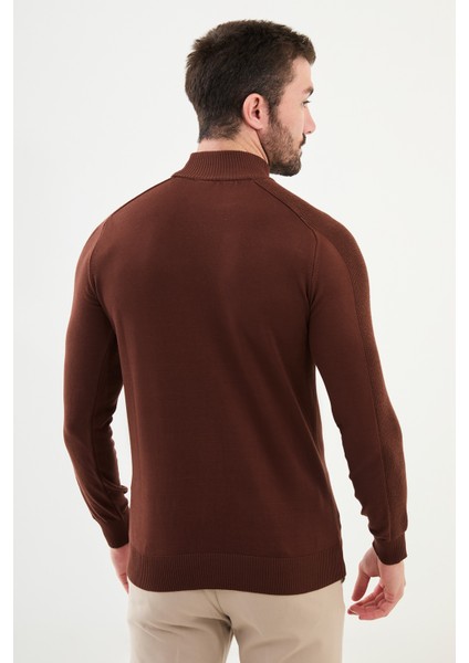 Düz Kiremit Rengi Slim Fit Yarım Balıkçı Yaka Erkek Triko Kazak