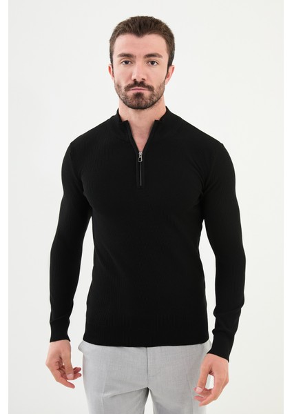 Dokulu Siyah Slim Fit Fermuarlı Yarım Balıkçı Yaka Erkek Triko Kazak