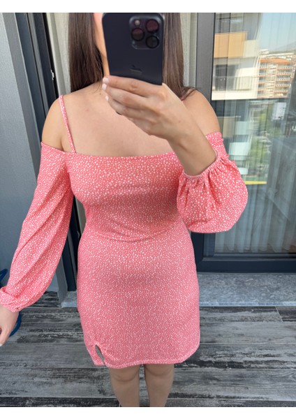 Pembe Açık Omuz Balon Kollu Mini Elbise fırsatları