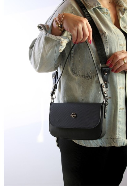 Günlük Kullanıma Uygun 5 Bölmeli 2 Askılı Şık Kadın Omuz Çantası 23CM-14CM fiyatları