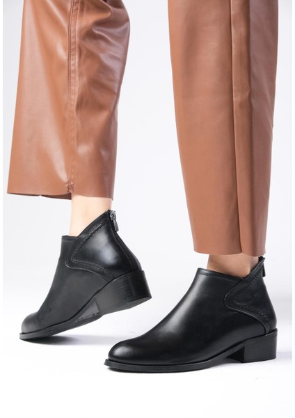 Rosa Siyah Renk Oval Burunlu Kadın Bilekte Kısa Topuklu Bot