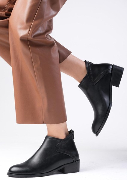 Rosa Siyah Renk Oval Burunlu Kadın Bilekte Kısa Topuklu Bot fırsatları