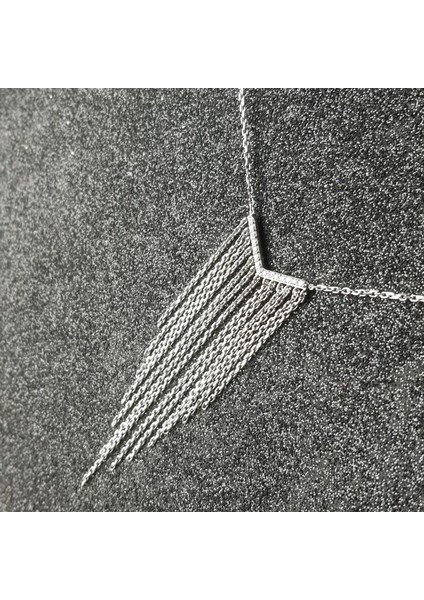 Püsküllü Italyan Gümüş Kolye