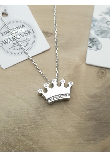 Swarovski Taşlı Taç Gümüş Kolye fiyatları