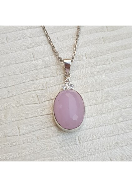 Pembe Kuvars Taşlı El Işi Gümüş Kolye