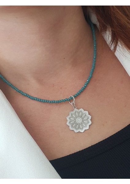 Kristal Kesim Doğaltaş Tasarım Gümüş Kolye modelleri