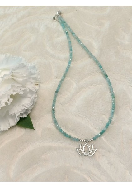 Doğal Taş Lotus Çiçeği Gümüş Kolye