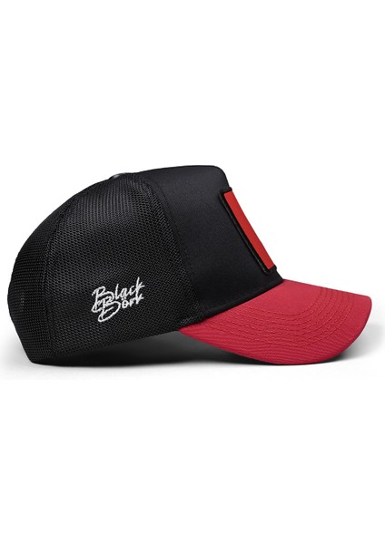 V1 Trucker Parmak - 1 Kod Logolu Unisex Kırmızı Siperli-Siyah Şapka