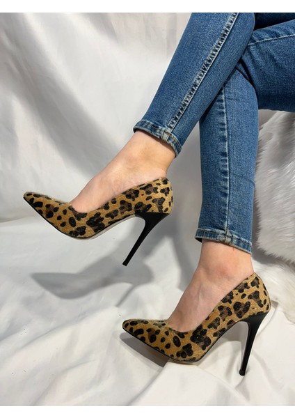 Hco Shoes Kadın Sivri Burun Leopar Desen Topuklu Ayakkabı