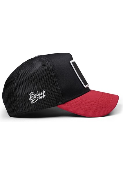 V1 Trucker Different Wrong - 1 Kod Logolu Unisex Kırmızı Siperli-Siyah Şapka fiyatları