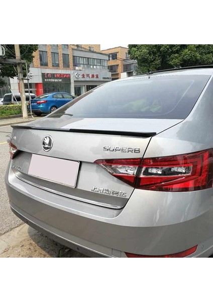 Skoda Super B Uyumlu Plastik Parlak Siyah Boyalı Spoiler