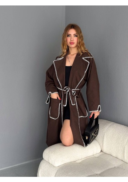 Çift Iplik Nakışlı Kaşe Kadın Ceket Kaban