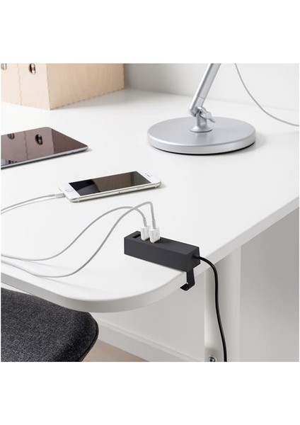 Ikea Lörby USB Girişli Şarj Aleti, Siyah