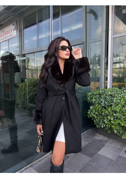 Yakası ve Kol Ağzı Kürklü Kuşaklı Siyah Kaşe Manto fiyatları