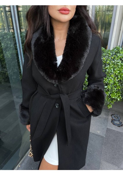 Yakası ve Kol Ağzı Kürklü Kuşaklı Siyah Kaşe Manto modelleri