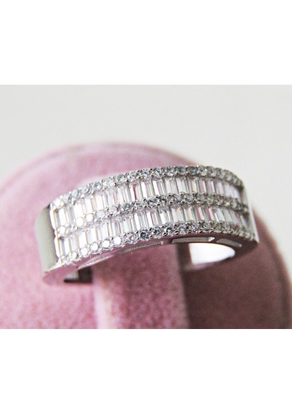 Lilahgümüştr Gümüş Baget Beyaz Taşlı Beş Sıralı Kadın Yüzük