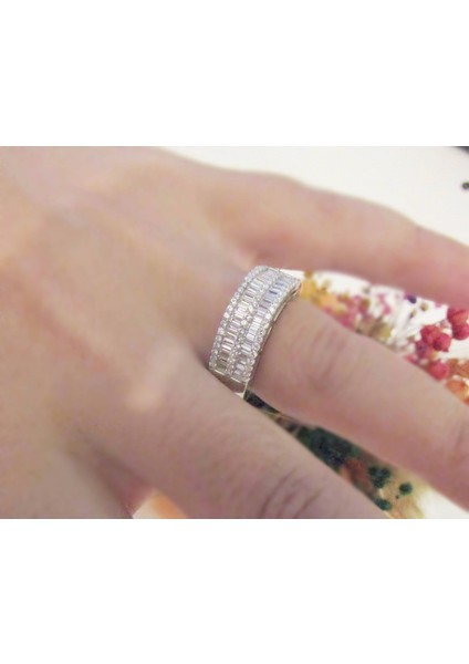 Lilahgümüştr Gümüş Baget Beyaz Taşlı Beş Sıralı Kadın Yüzük modelleri