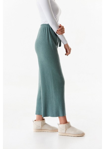 Basic Fitilli Beli Lastikli Pantolon fırsatları