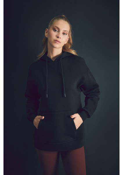 Basic Kanguru Cepli Kapüşonlu Sweatshirt
