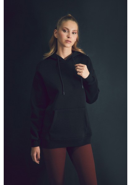 Basic Kanguru Cepli Kapüşonlu Sweatshirt fırsatları