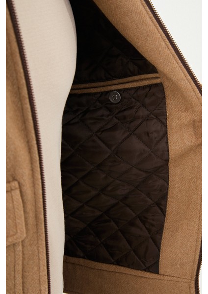 Desenli Kamel Slim Fit Torba Cep Kürklü Yaka Yün Erkek Mont indirimleri