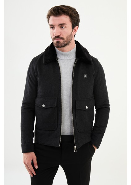 Desenli Siyah Slim Fit Torba Cep Kürklü Yaka Yün Erkek Mont