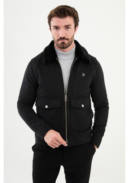 Desenli Siyah Slim Fit Torba Cep Kürklü Yaka Yün Erkek Mont