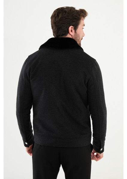 Desenli Siyah Slim Fit Torba Cep Kürklü Yaka Yün Erkek Mont