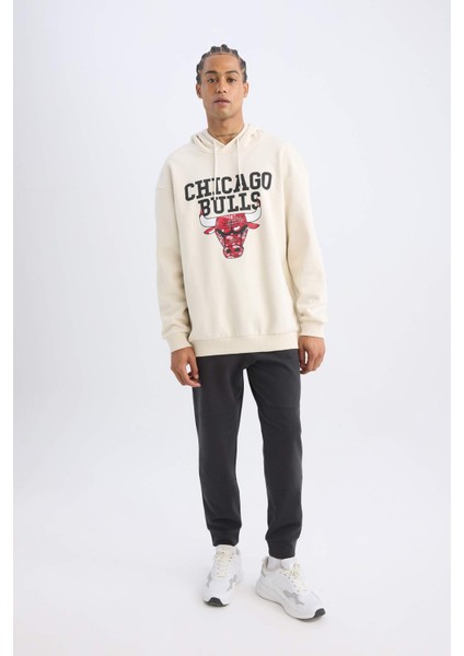 Fit NBA Chicago Bulls Boxy Fit Kapüşonlu Kalın Sweatshirt V0069AZ24AU