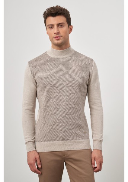 Bej Uzun Kol Kendinden Desenli Örme Yarım Balıkçı Yaka Classic Comfort Fit Triko 1012245159 indirimleri