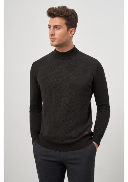 Siyah Uzun Kol Kendinden Desenli Örme Yarım Balıkçı Yaka Classic Comfort Fit Triko 1012245159 modelleri